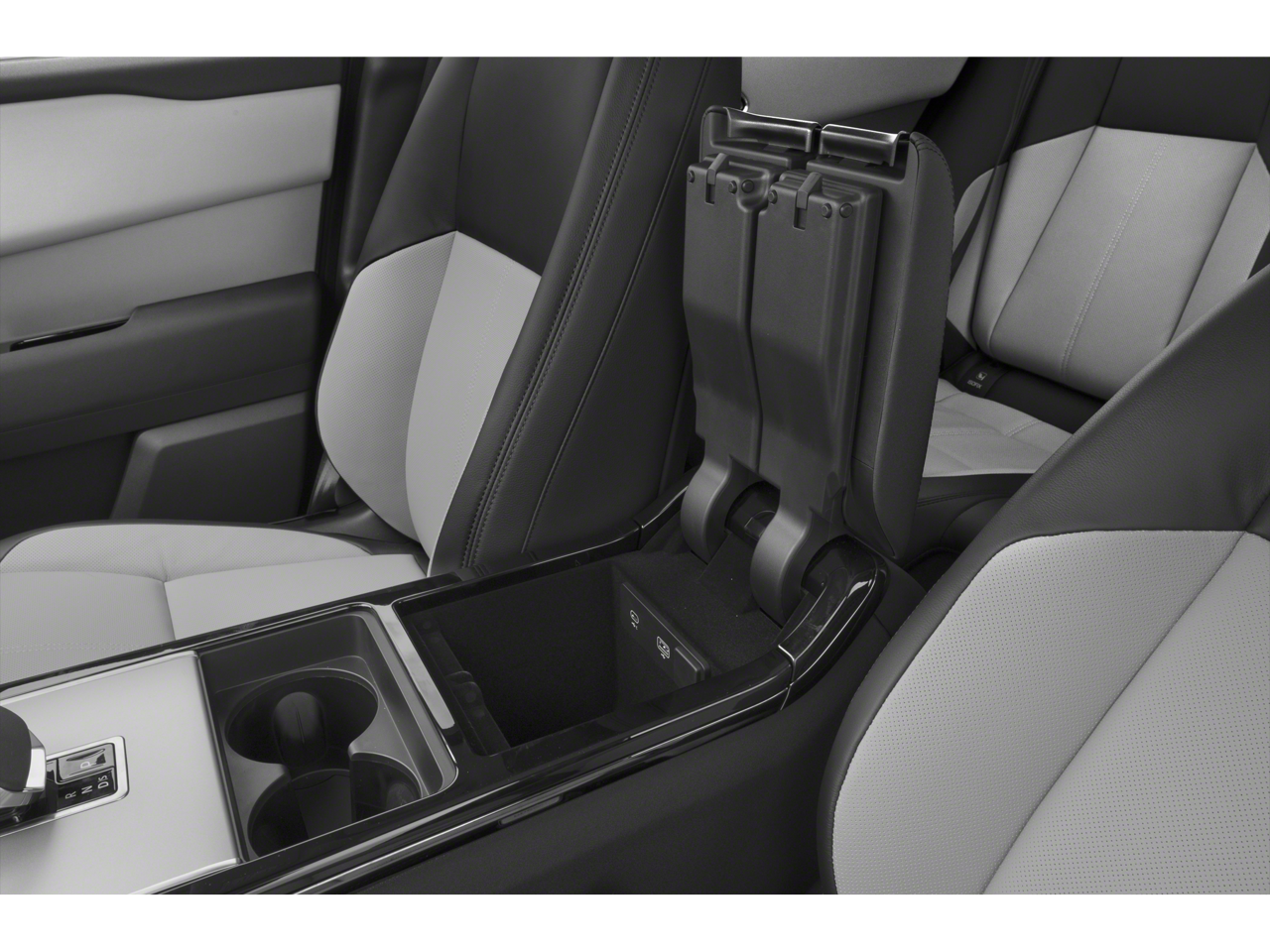 2025 Land Rover Range Rover Velar Dynamic SE