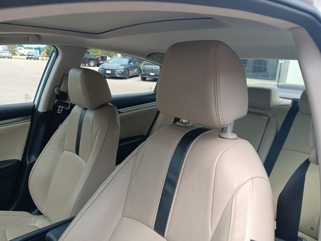2017 Honda Civic Touring