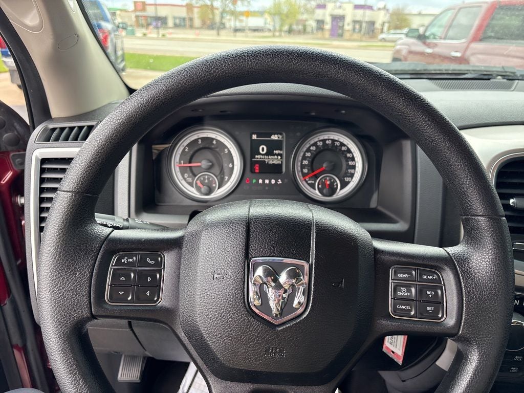 2017 RAM 1500 SLT