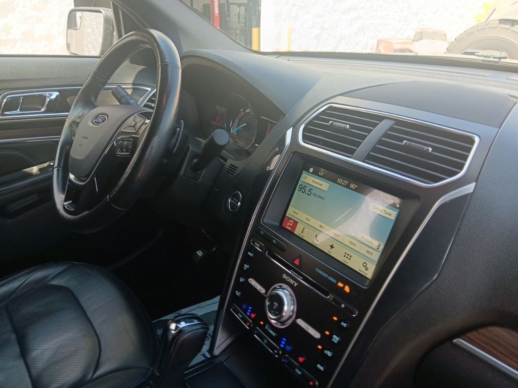 2017 Ford Explorer Limited - Photo 34