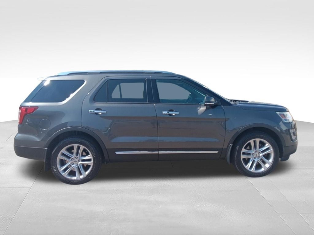 2017 Ford Explorer Limited - Photo 7
