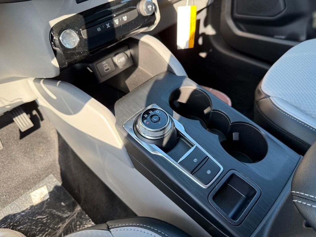 2025 Ford Escape Plug-In Hybrid Base