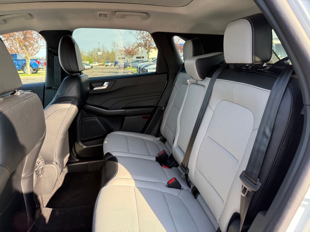 2025 Ford Escape Plug-In Hybrid Base