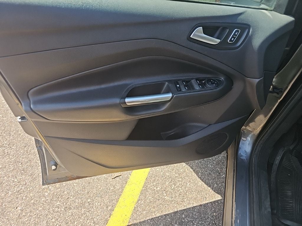 2016 Ford Escape SE - Photo 6