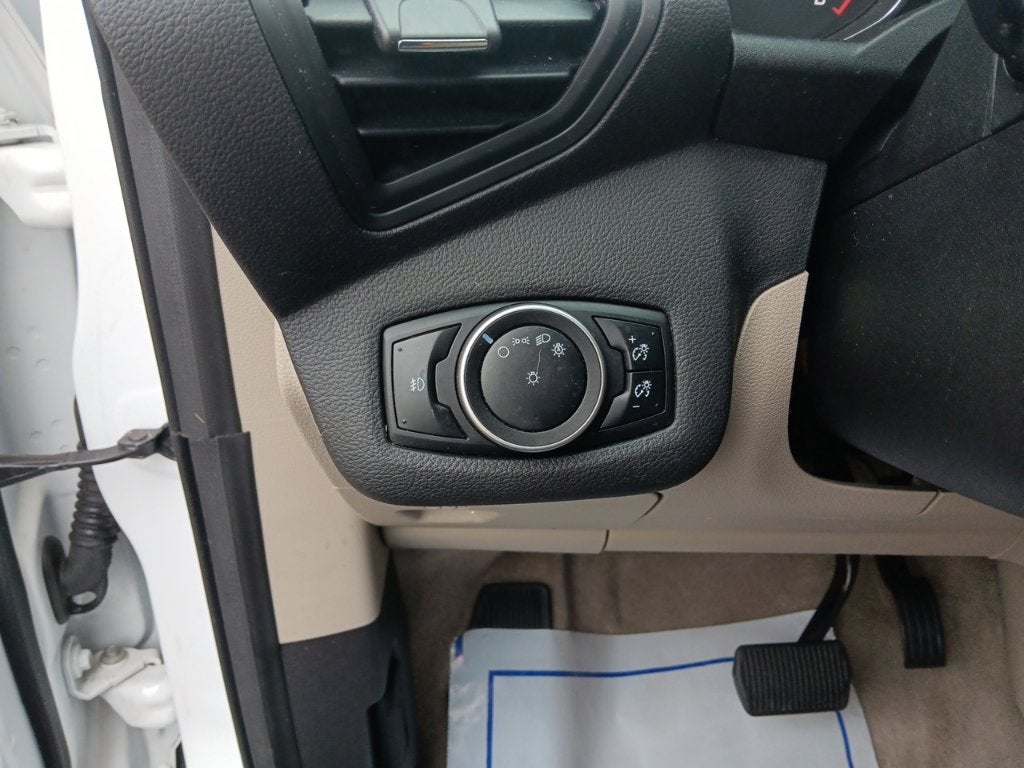 2016 Ford Escape SE - Photo 17