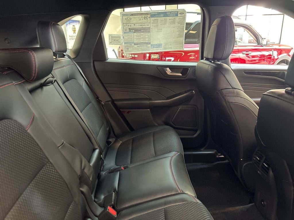 2026 Ford Escape Hybrid ST-Line Select