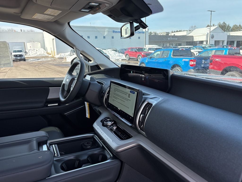 2026 Ford Expedition Active