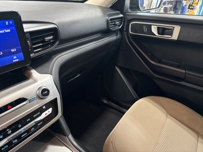 2020 Ford Explorer Base