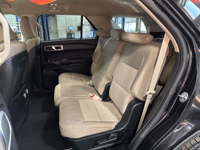 2020 Ford Explorer Base