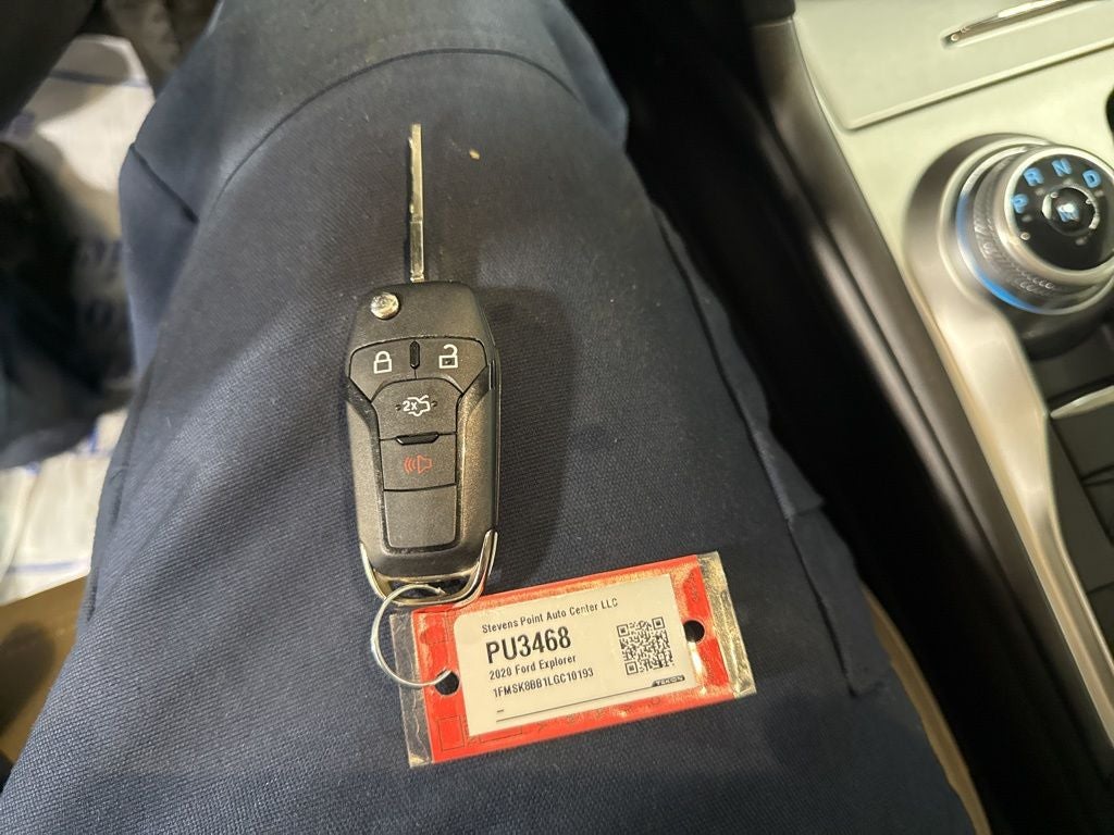 2020 Ford Explorer Base