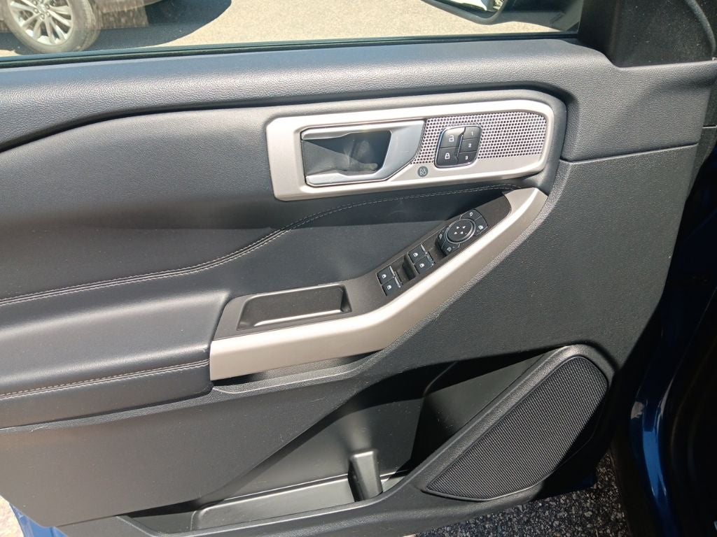2023 Ford Explorer Limited - Photo 15