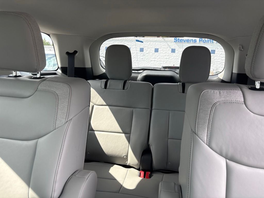 2026 Ford Explorer Active w/100A Pkg