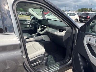 2026 Ford Explorer Active w/100A Pkg