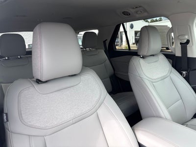 2026 Ford Explorer Active w/100A Pkg