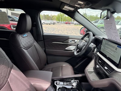 2026 Ford Explorer Platinum™