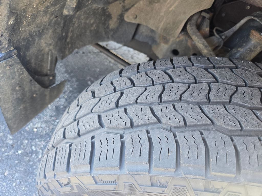 2004 Ford Explorer Sport Trac XLS 126 WB