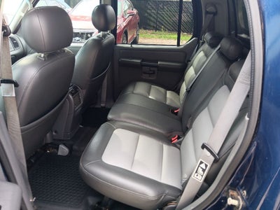 2004 Ford Explorer Sport Trac XLS AI