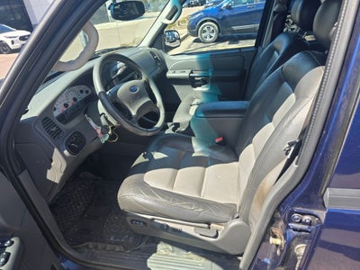2004 Ford Explorer Sport Trac XLS 126 WB