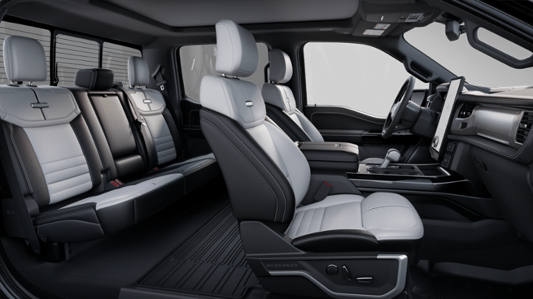 2025 Ford F-150 Lightning Platinum