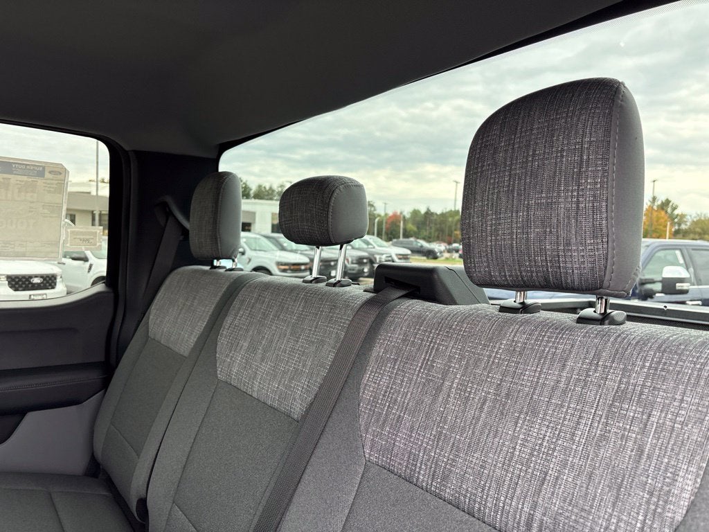 2027 Ford F-250SD F-250® XLT
