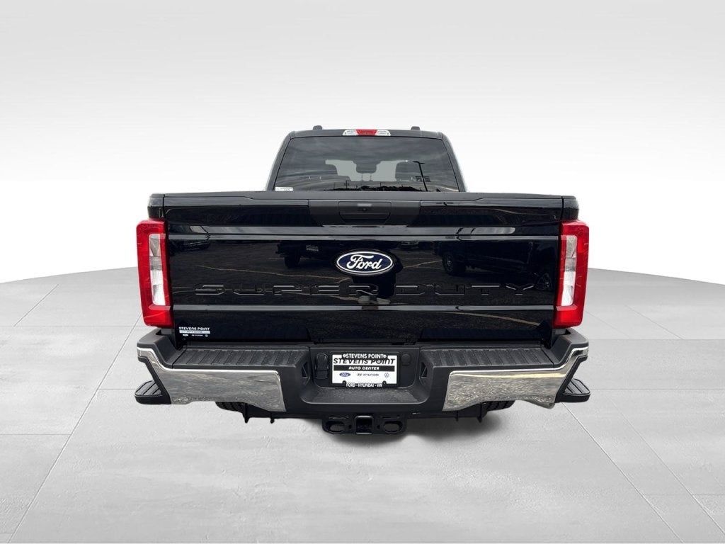 2027 Ford F-250SD F-250® XLT