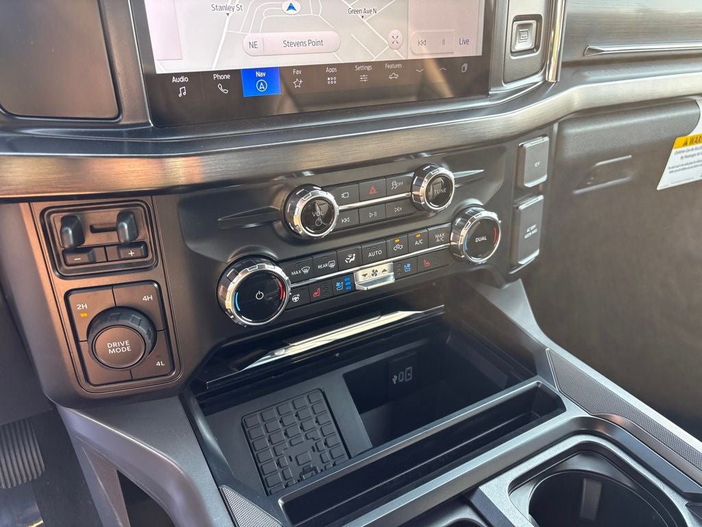 2026 Ford F-350SD F-350® Lariat®