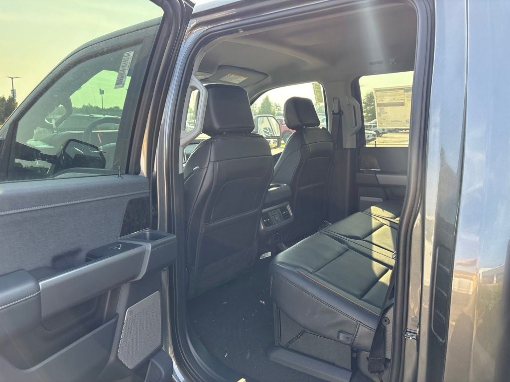 2026 Ford F-350SD F-350® Lariat®