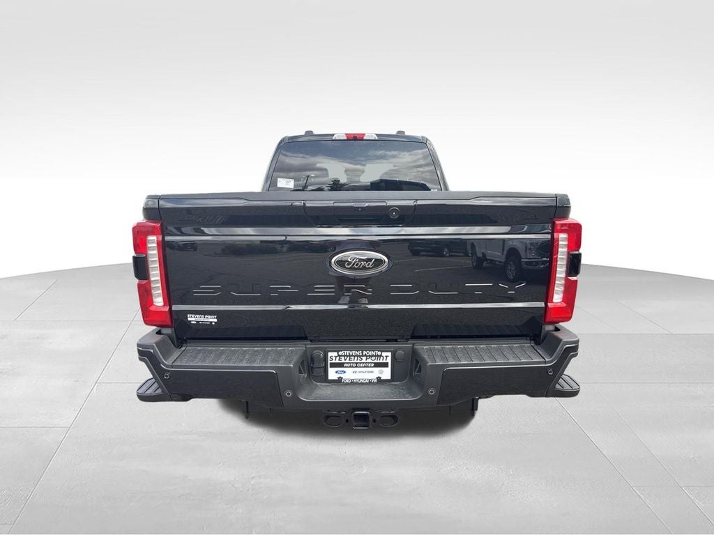 2026 Ford F-350SD F-350® Lariat®