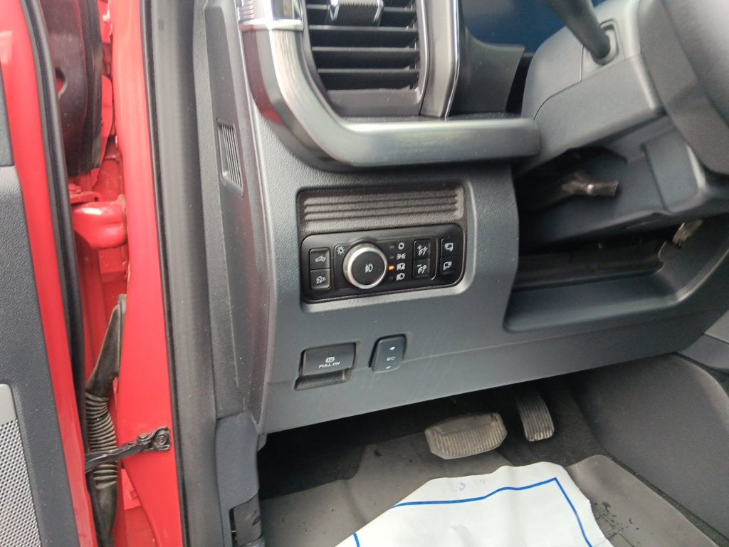2025 Ford F-350SD Lariat Super Duty