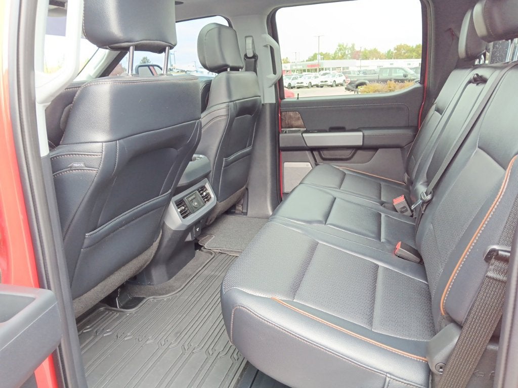 2025 Ford F-350SD Lariat Super Duty