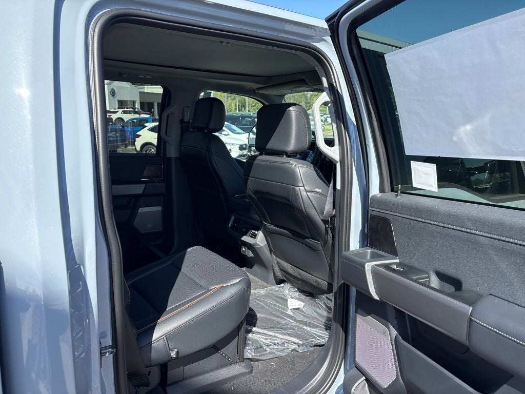 2026 Ford F-350SD F-350® Lariat®
