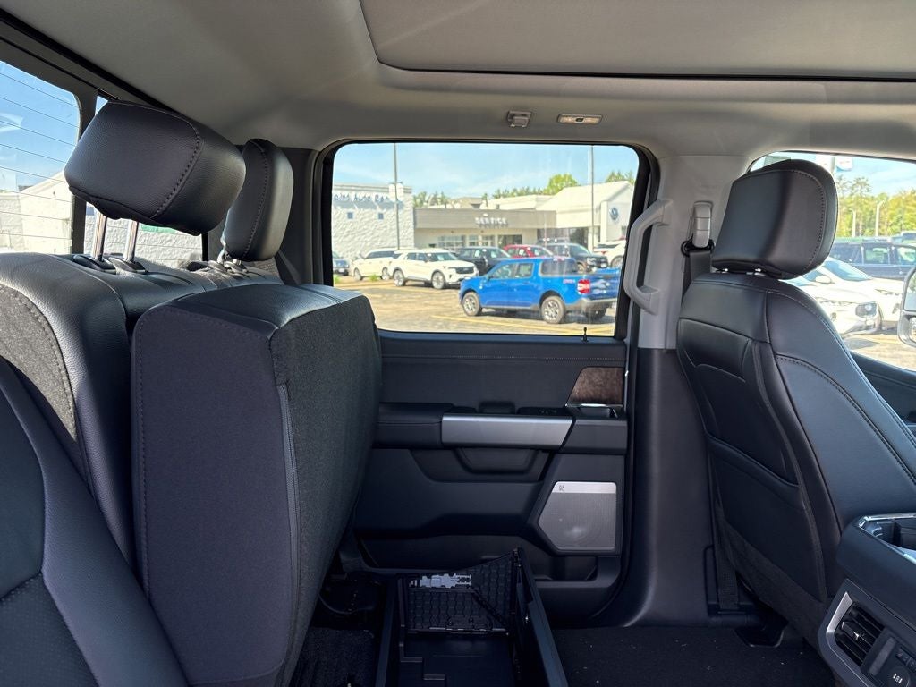 2026 Ford F-350SD F-350® Lariat®