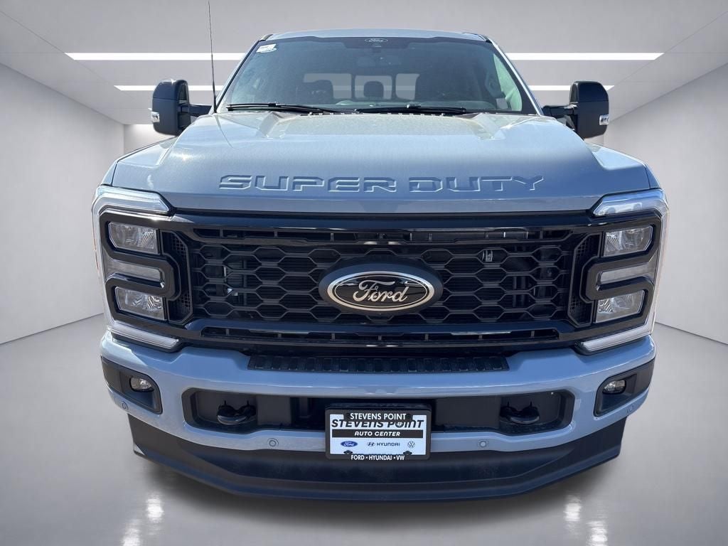 2026 Ford F-350SD F-350® Lariat®