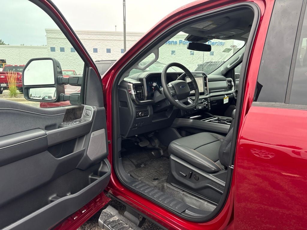 2026 Ford F-350SD F-350® Lariat®