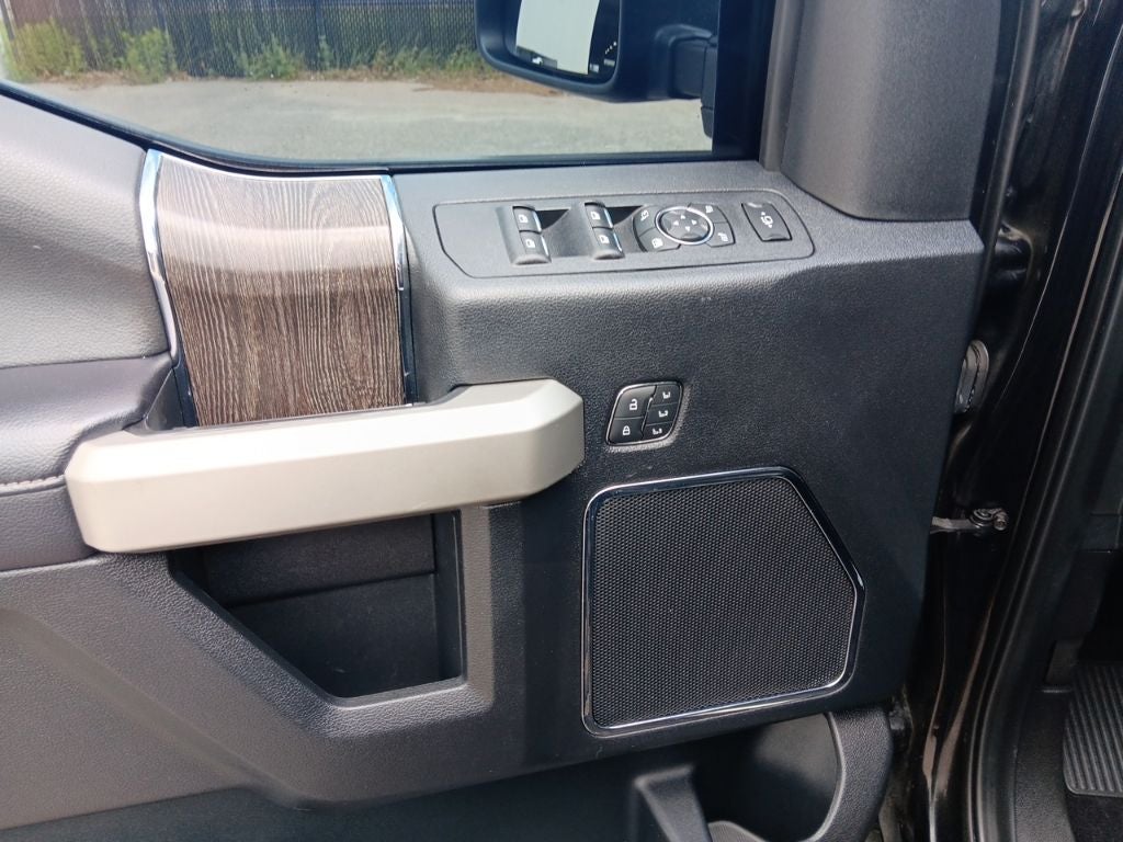 2020 Ford F-350SD Lariat Super Duty