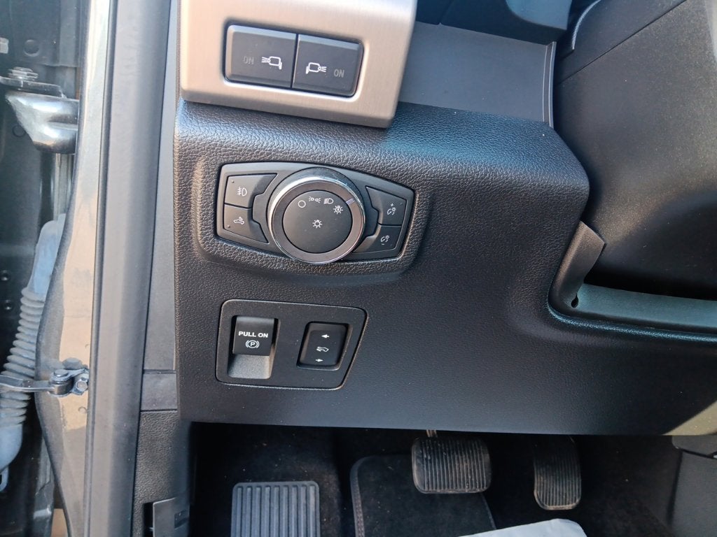 2018 Ford F-150 Platinum - Photo 15