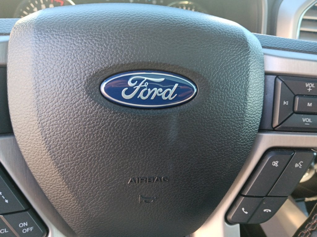 2018 Ford F-150 Platinum - Photo 19