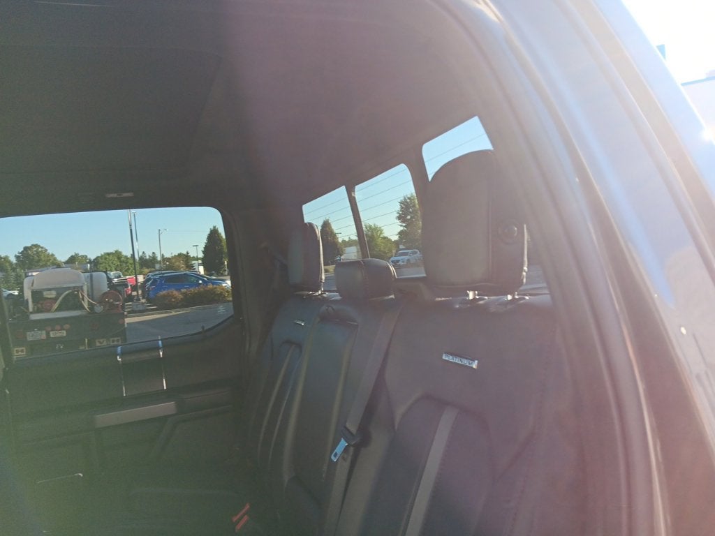 2018 Ford F-150 Platinum - Photo 32