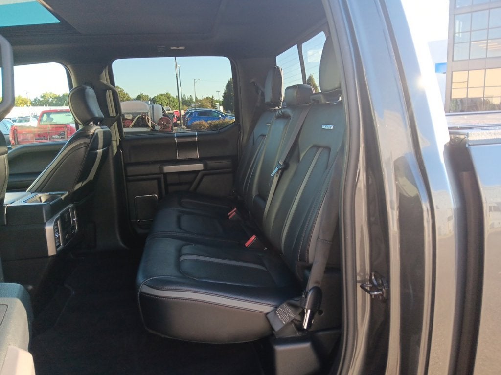 2018 Ford F-150 Platinum - Photo 33