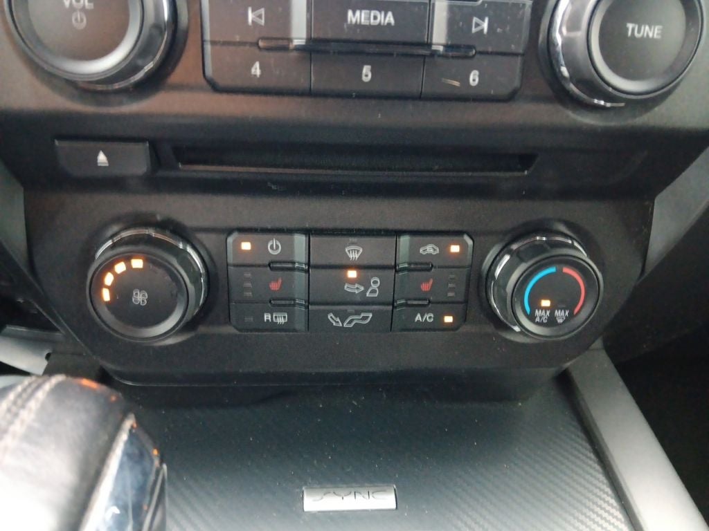 2018 Ford F-150 XLT - Photo 23