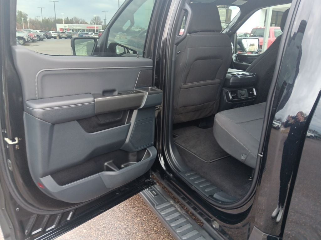 2023 Ford F-150 XLT 302A Sport