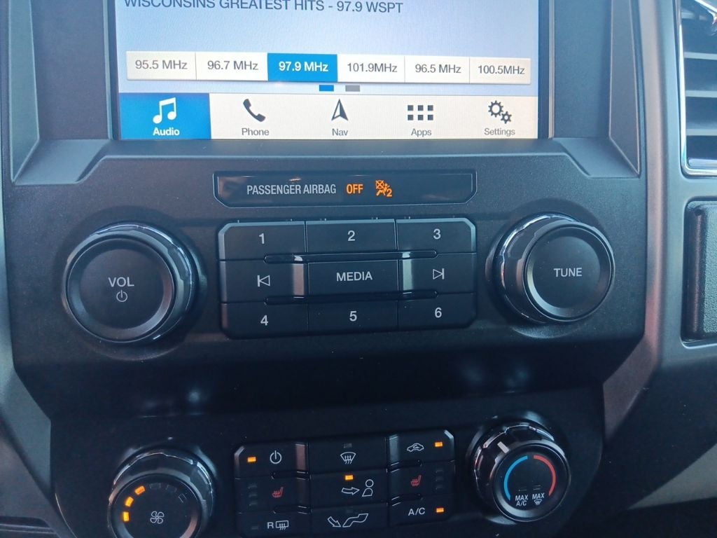 2019 Ford F-150 XLT - Photo 23