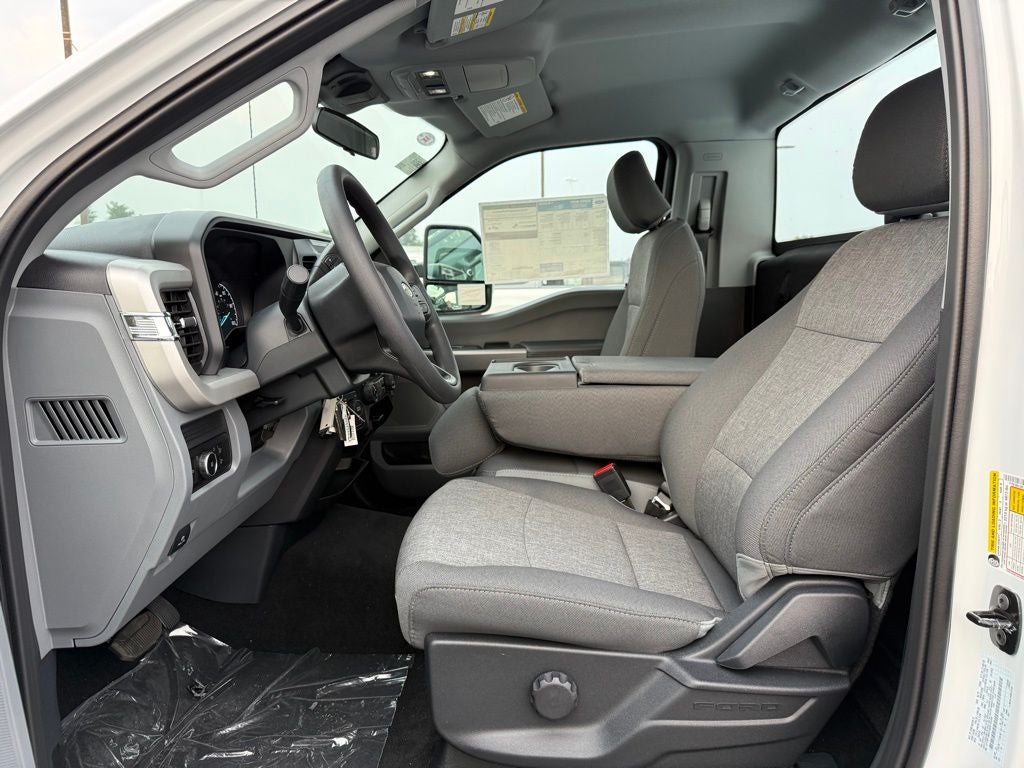 2025 Ford F-350SD XL