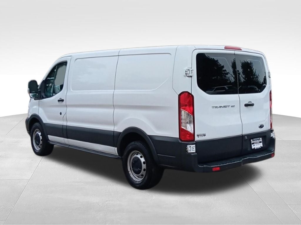 2017 Ford Transit-150 130 WB Low Roof Cargo