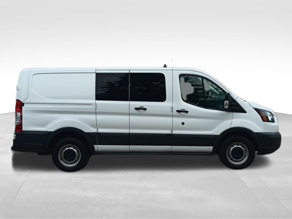 2017 Ford Transit-150 130 WB Low Roof Cargo