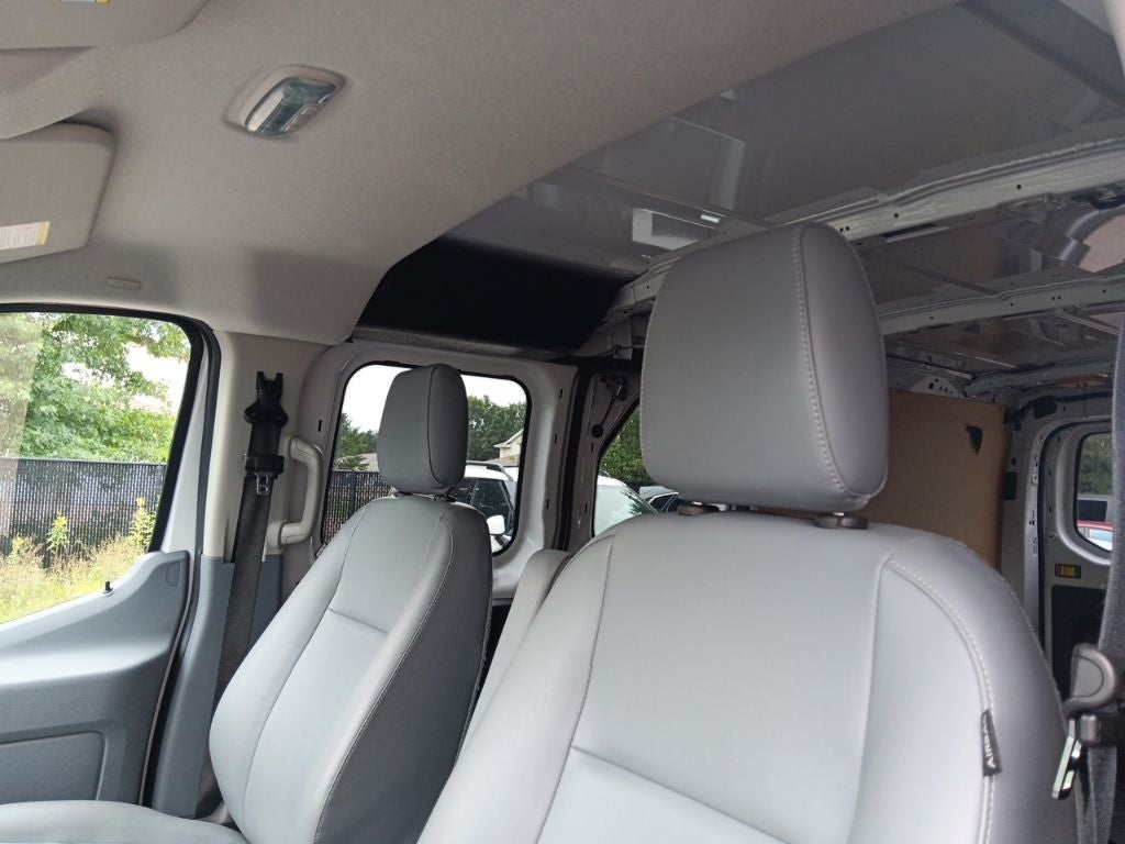 2017 Ford Transit-150 130 WB Low Roof Cargo