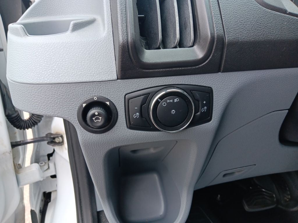 2017 Ford Transit-150 130 WB Low Roof Cargo
