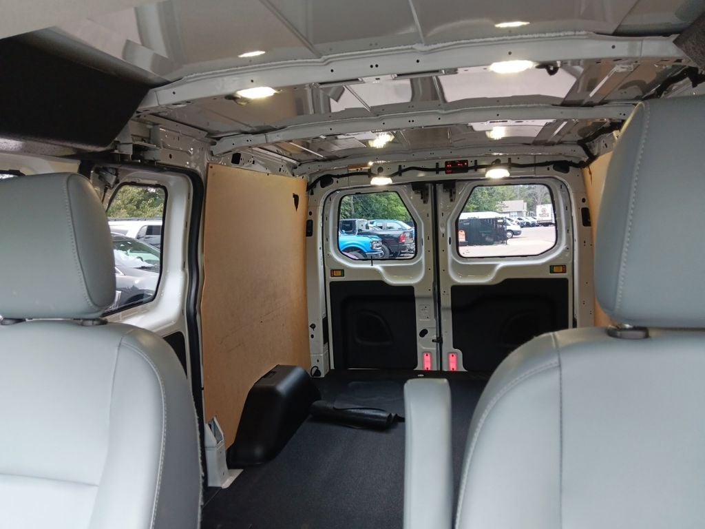 2017 Ford Transit-150 130 WB Low Roof Cargo