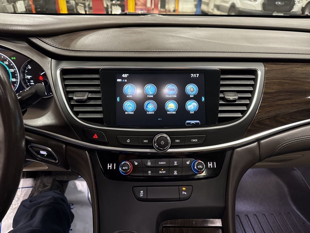 2018 Buick LaCrosse Essence