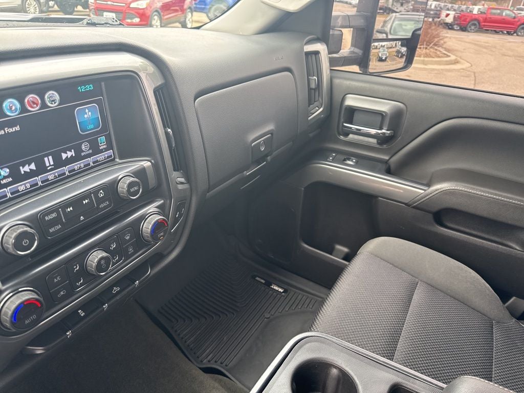 2018 Chevrolet Silverado 1500 LT LT1